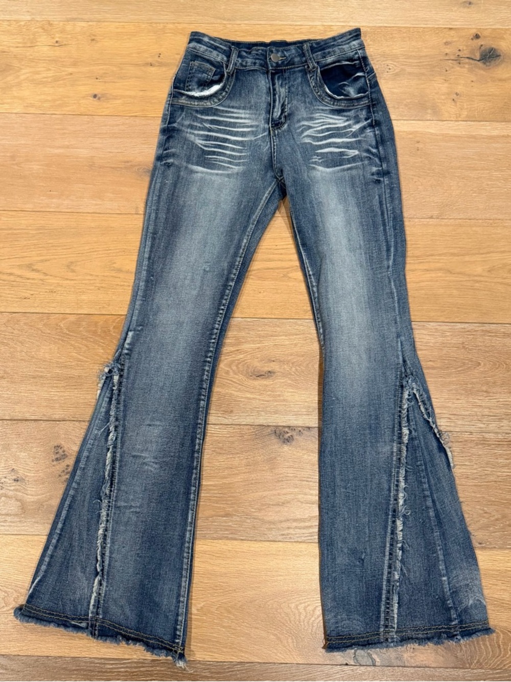 AELFRIC EDEN Distressed Flare Jeans Size 26 - Unique